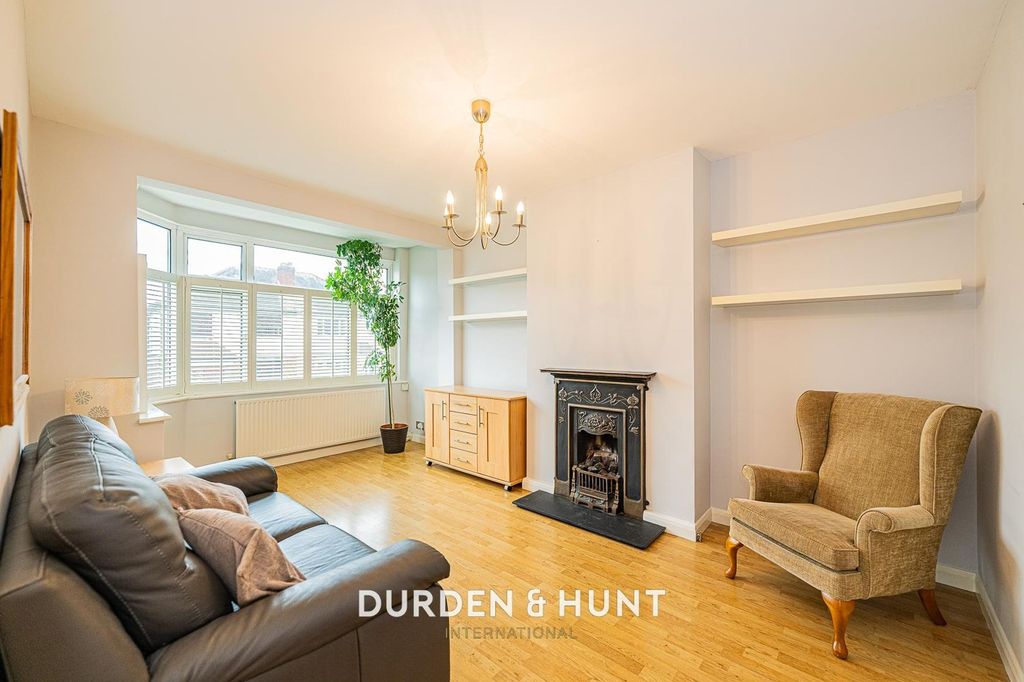 Property photo 2 of 16 Boscombe-7.Jpg