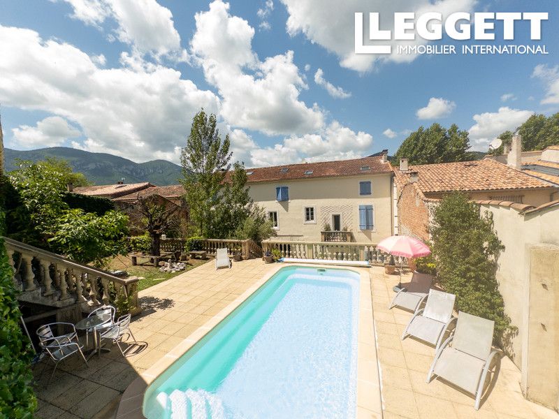 Property photo 1 of 10