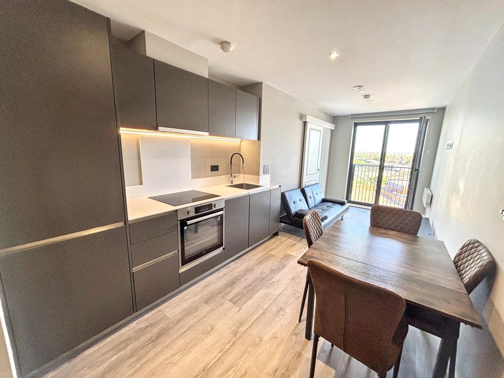 Property photo 2 of 10 Img_1975