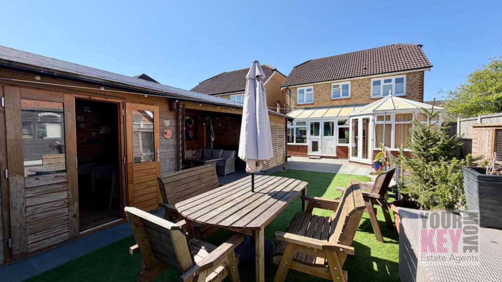 Property photo 2 of 37