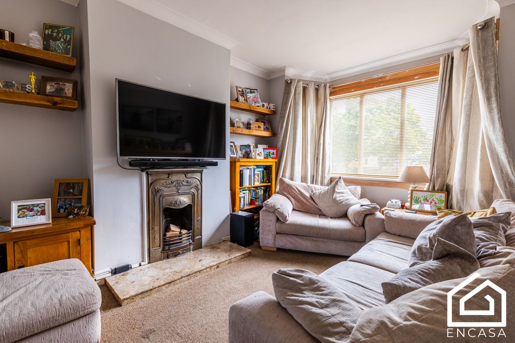 Property photo 3 of 20 Coventry Road-5