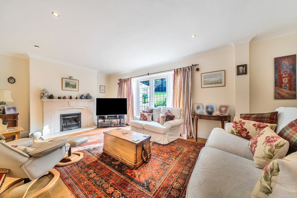 Property photo 2 of 18 5344716
