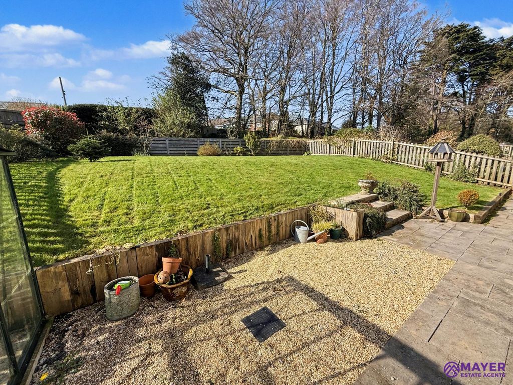 Property photo 3 of 20