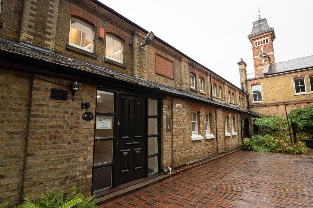 Property photo 3 of 12 Photo 3