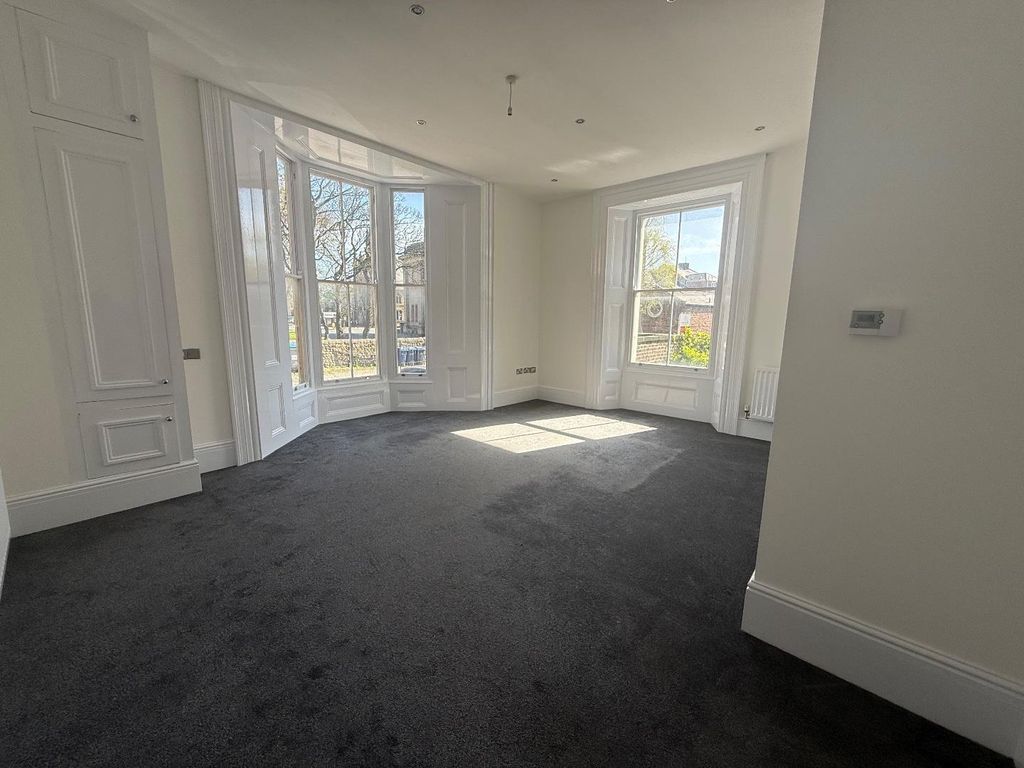 Property photo 3 of 8 Tempimage6Nriwx.Jpg