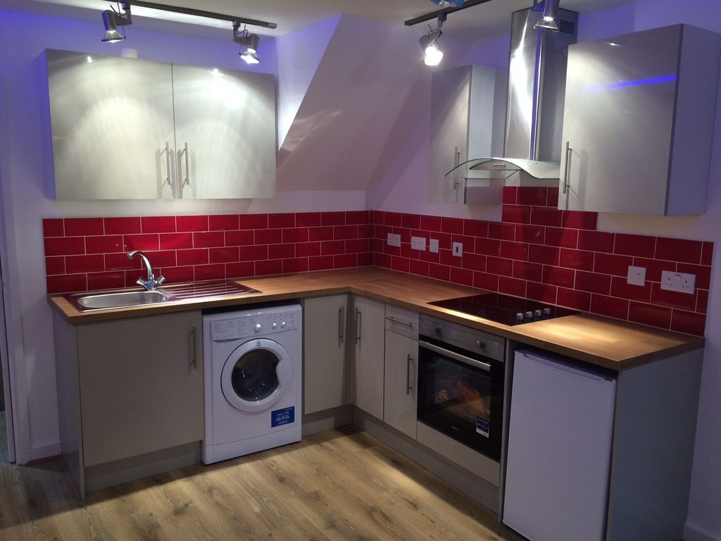 Property photo 1 of 5