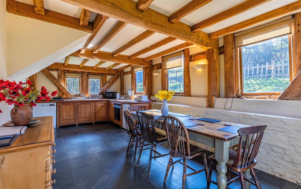 Property photo 3 of 23 Bx1A6921-Hdr.Jpg