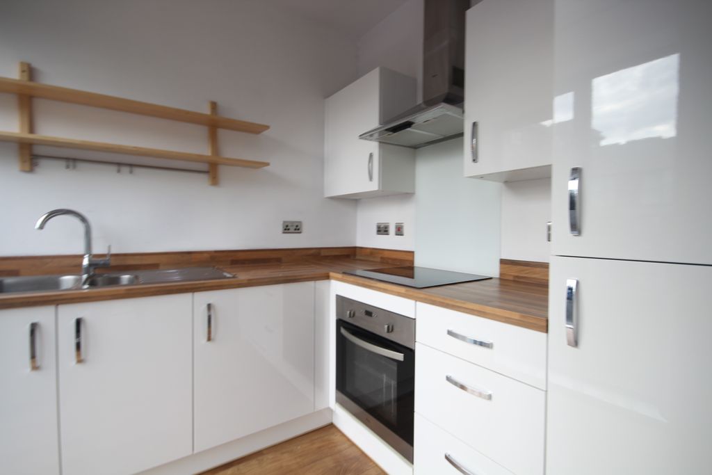 Property photo 2 of 4
