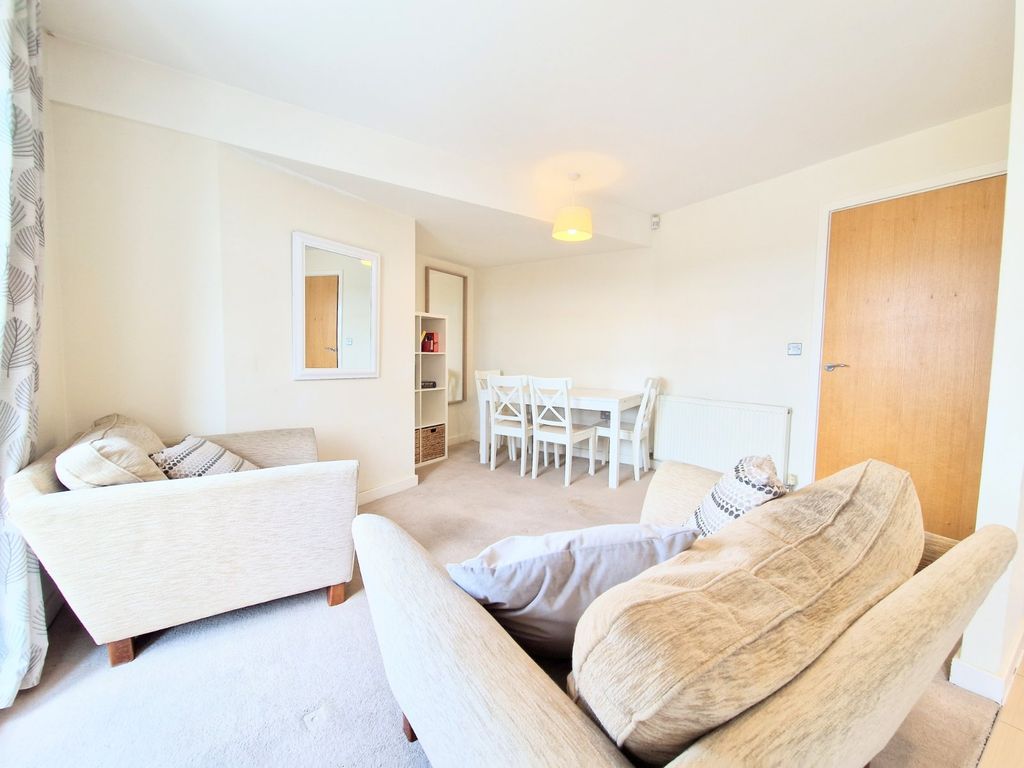 Property photo 3 of 11 Picture No. 35