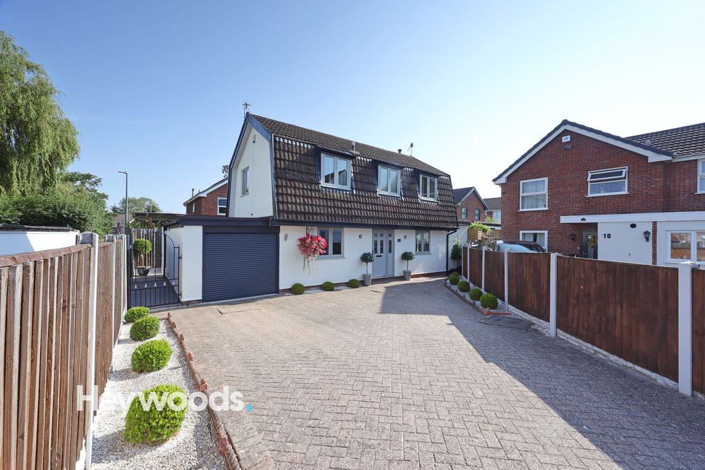 Property photo 1 of 38