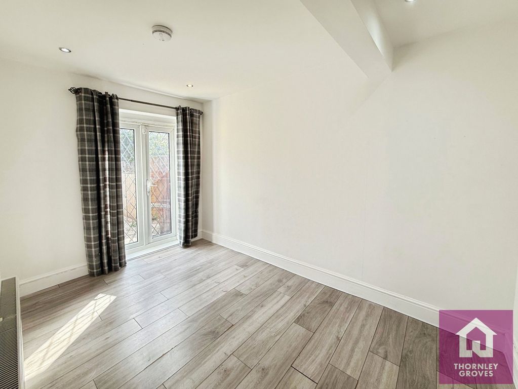 Property photo 2 of 14 Picture No. 05