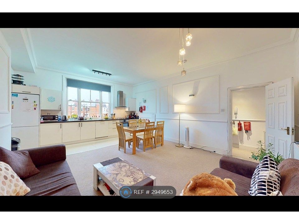 Property photo 1 of 33