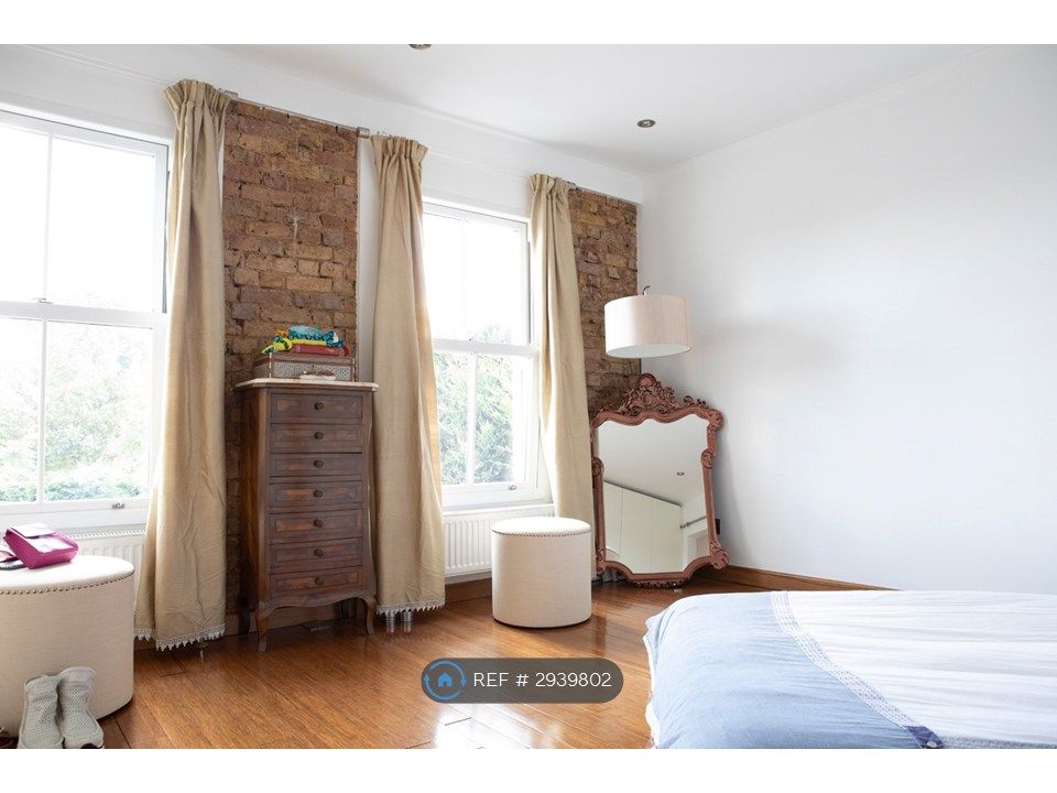 Property photo 3 of 34