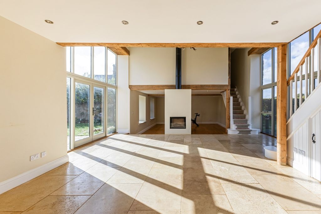 Property photo 2 of 17 115839_Stone Barn...