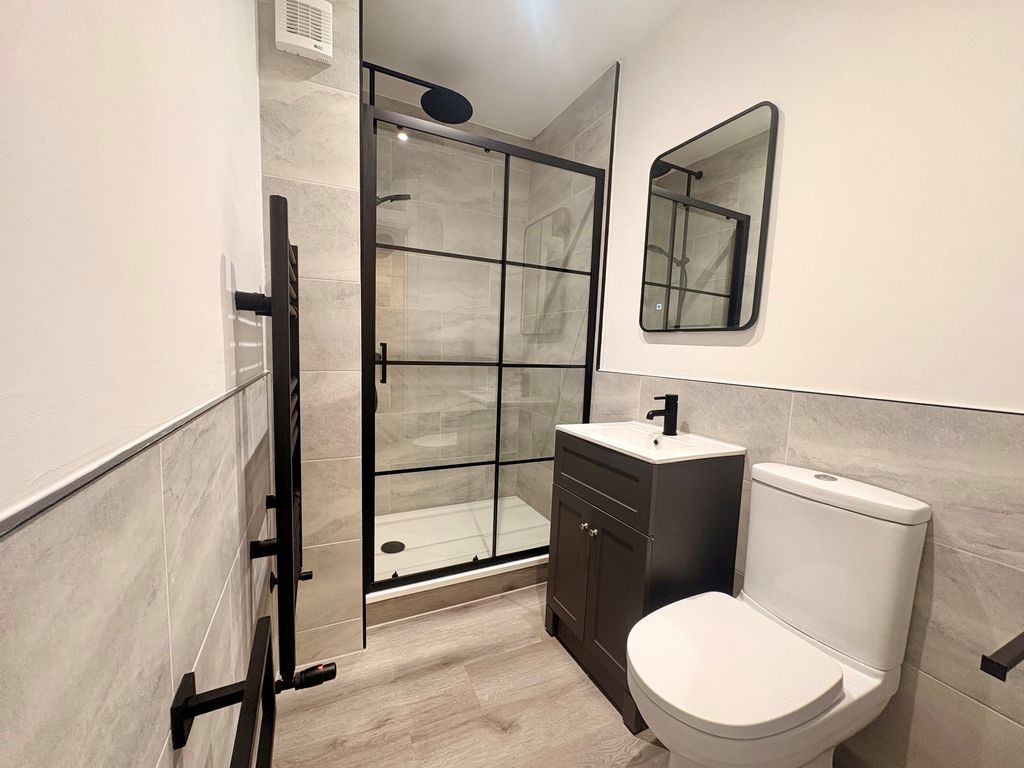 Property photo 2 of 15 Image