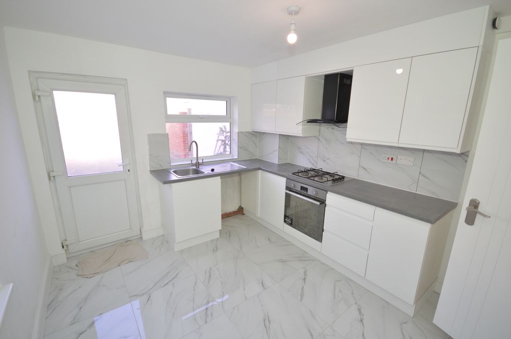 Property photo 1 of 10 Dsc_0174