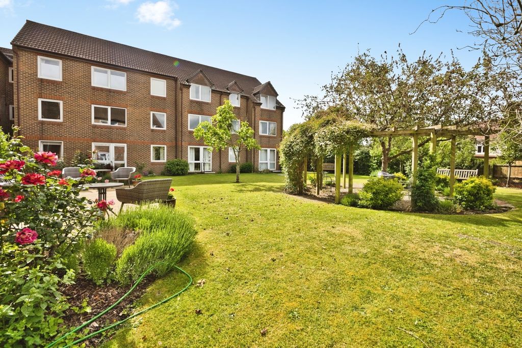 Property photo 1 of 12 Pbox-Img.Jpg