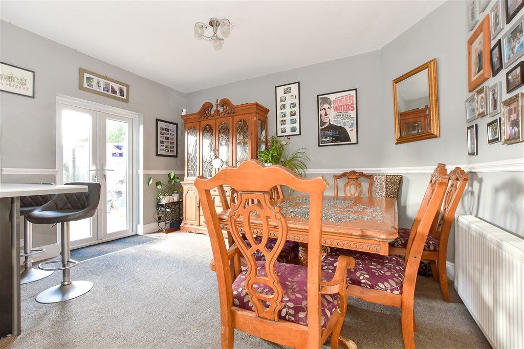 Property photo 1 of 15 Kitchen/Dining Room
