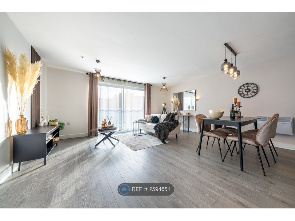 Property photo 3 of 10