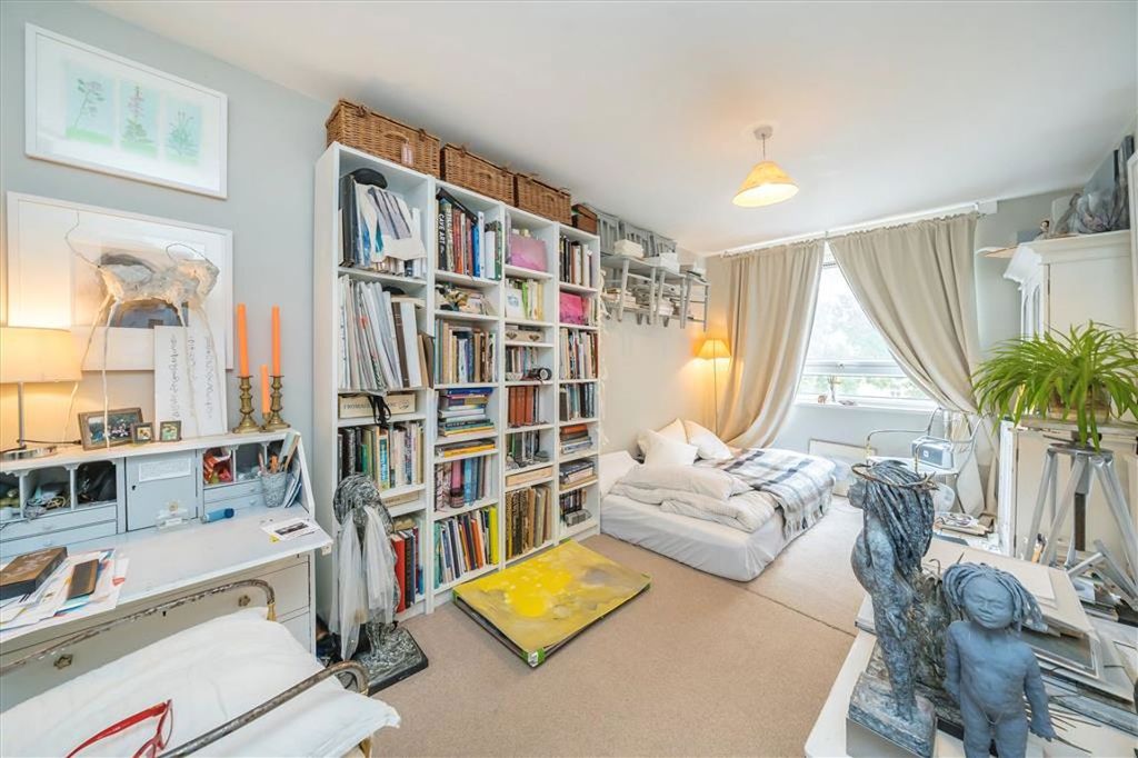 Property photo 2 of 5