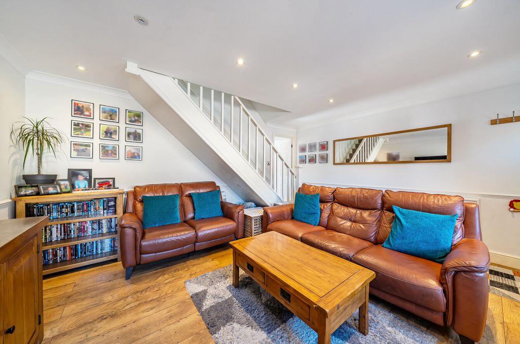 Property photo 3 of 19 1431598-5-69Bbfea...