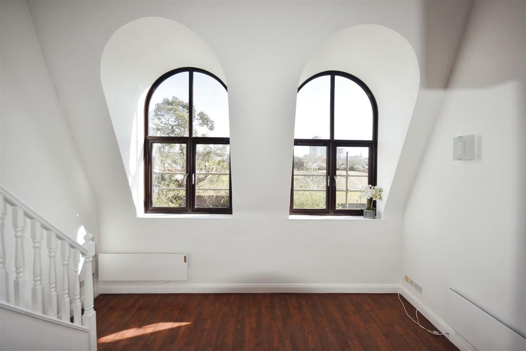 Property photo 2 of 12 2Db2125d-Dsc_0255.Jpg