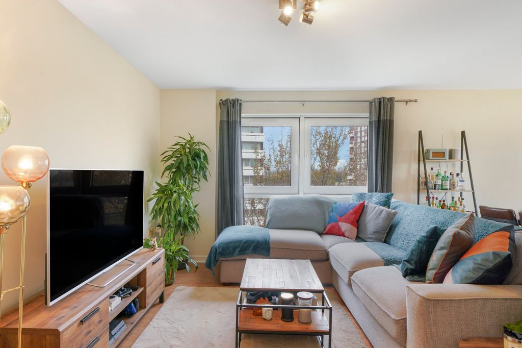 Property photo 2 of 16 Picture No. 06