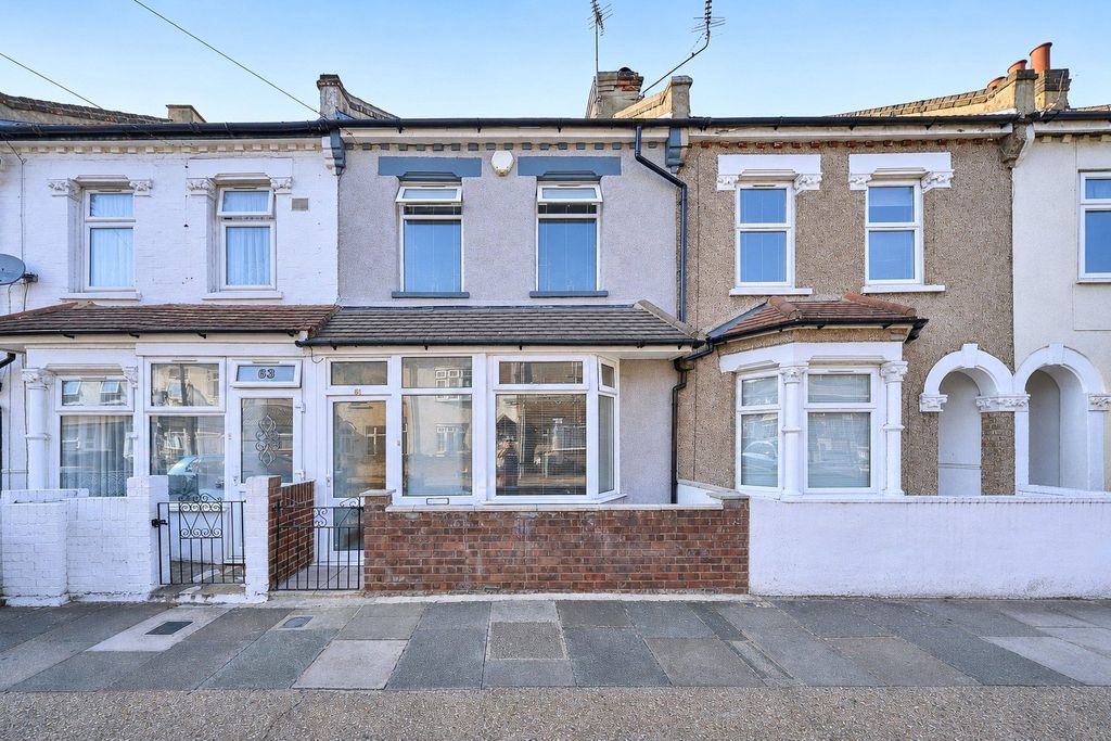 Property photo 1 of 17 Picture No. 19