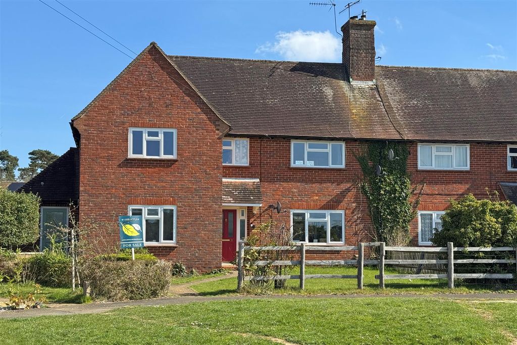 Property photo 1 of 11 Amberley.Jpg