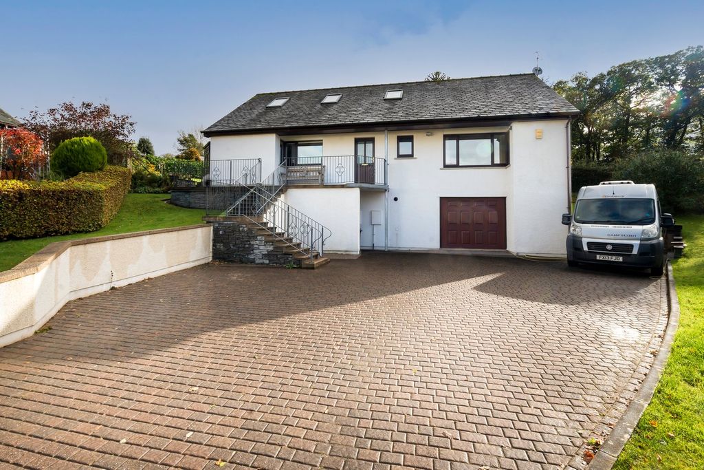 Property photo 1 of 23