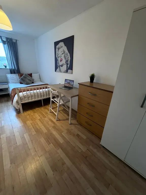 Property photo 2 of 4