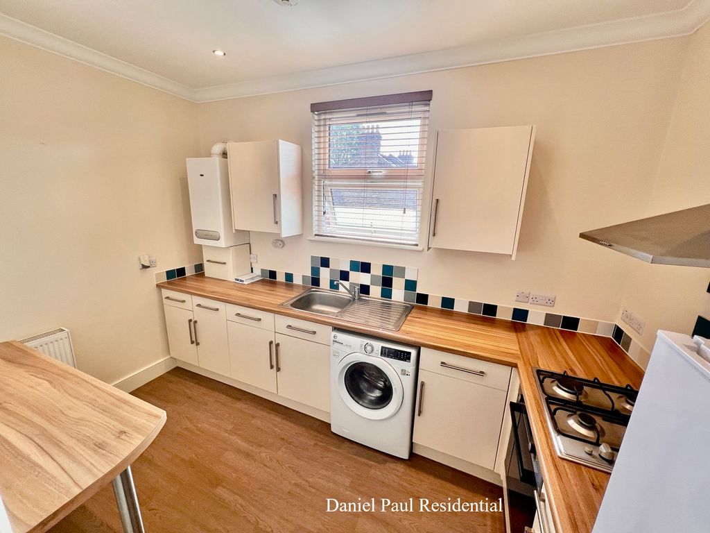 Property photo 2 of 5