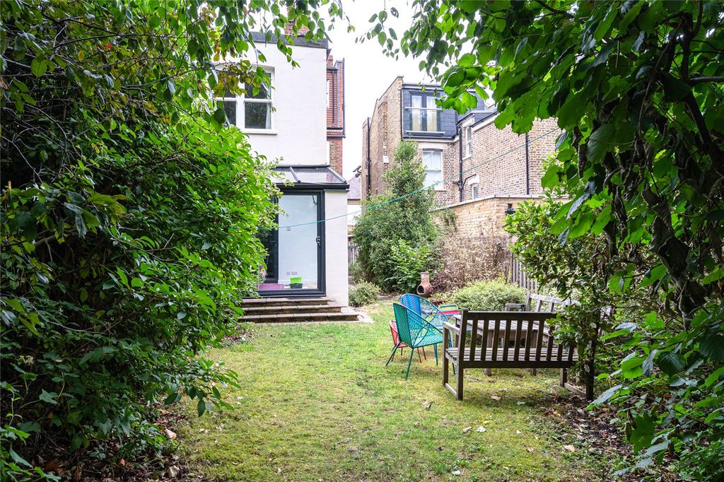 Property photo 3 of 15 Picture No. 14
