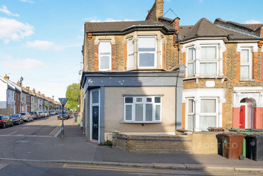 Property photo 1 of 19 Pbox-Img.Jpg