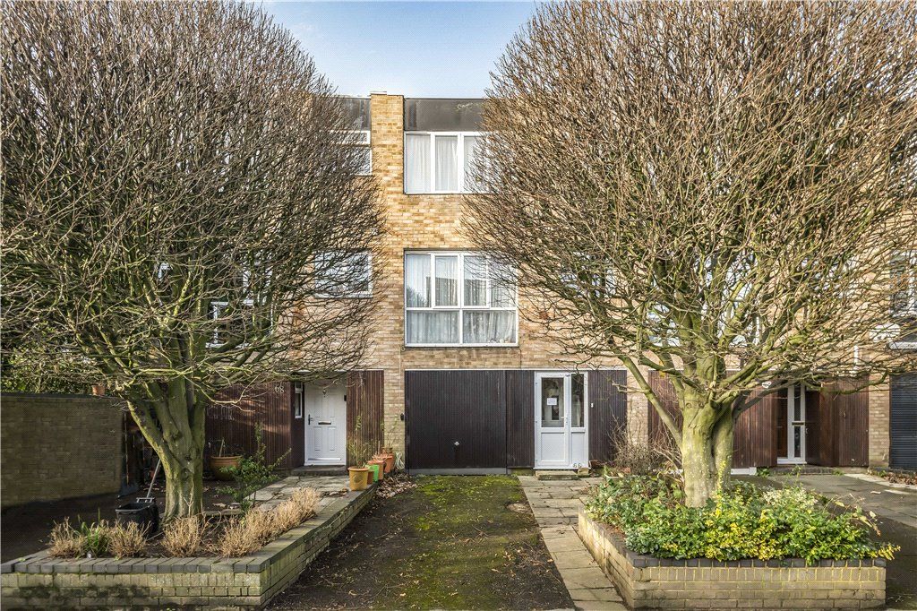 Property photo 1 of 16 Exterior