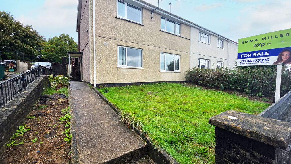 Property photo 2 of 24