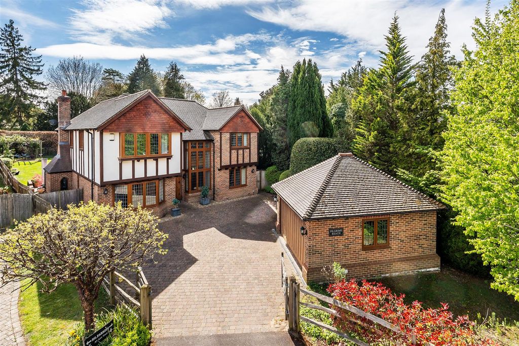 Property photo 1 of 20 4-Mount-Close-61.Jpg