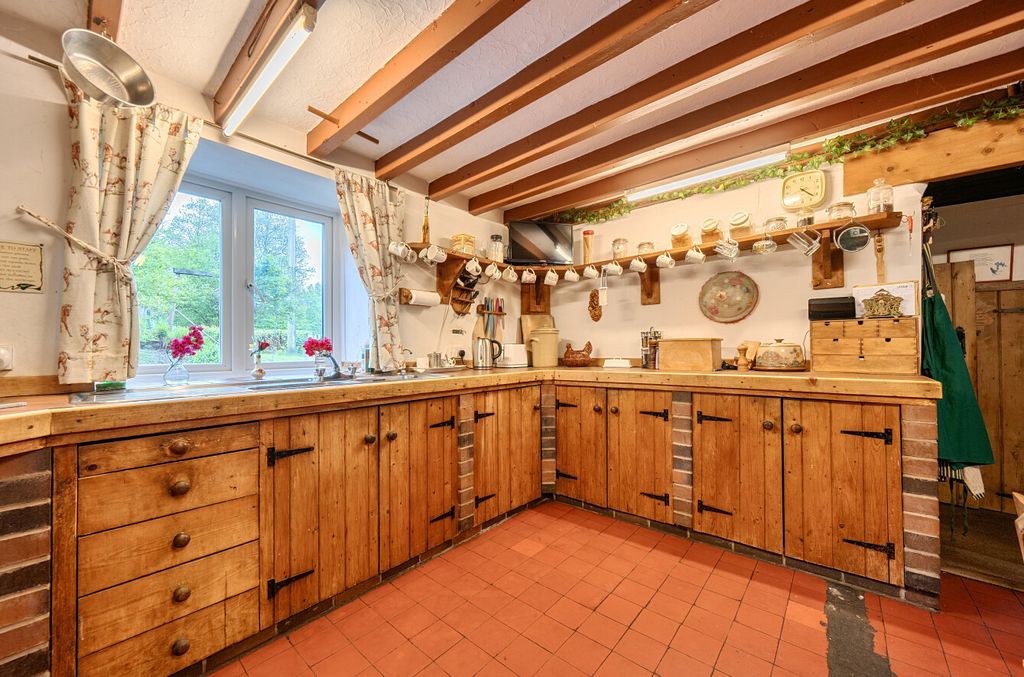 Property photo 2 of 26 1441792-3-6A08Afe...