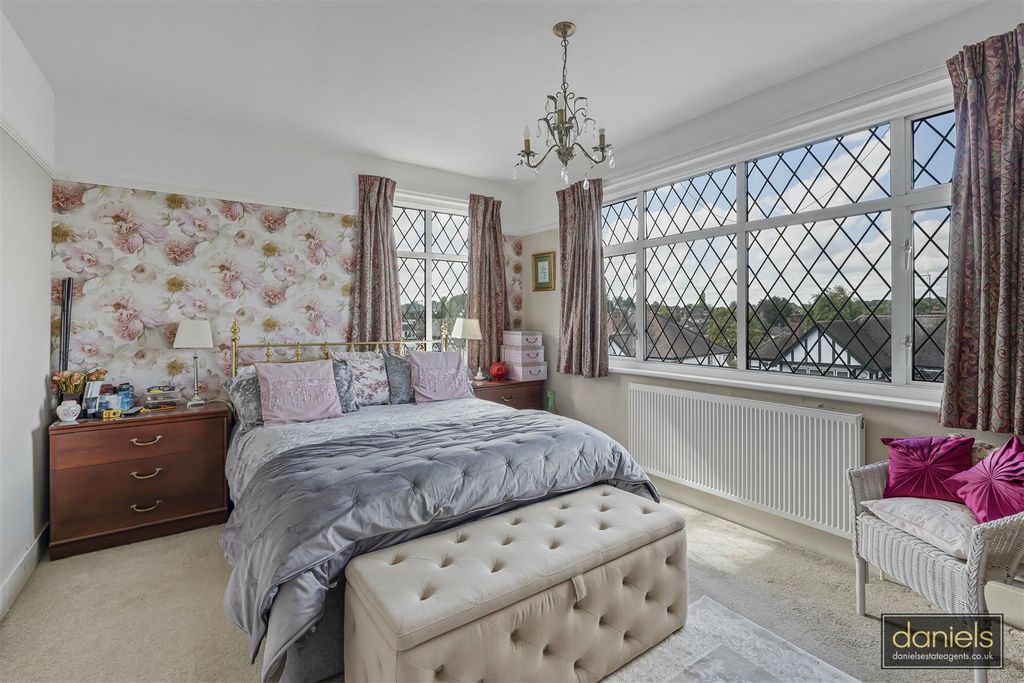 Property photo 3 of 14 24_64128_Watermarked.Jpg