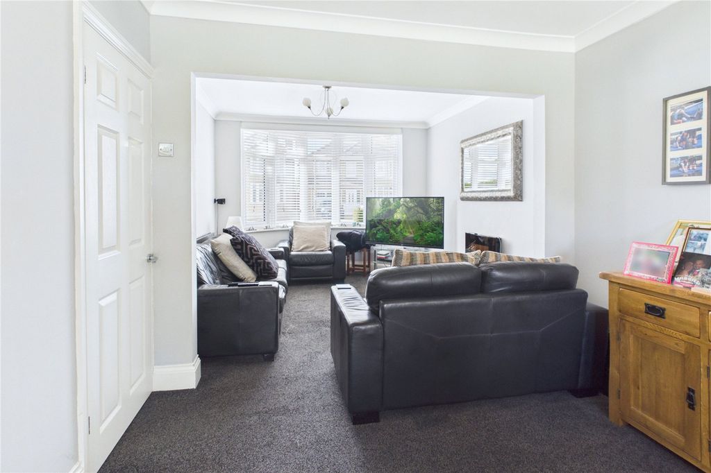 Property photo 3 of 14 Picture No. 61