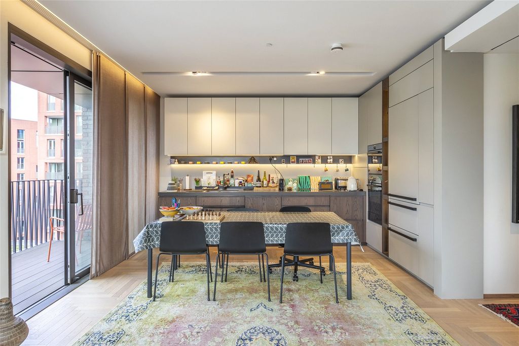 Property photo 3 of 10 Picture No. 01