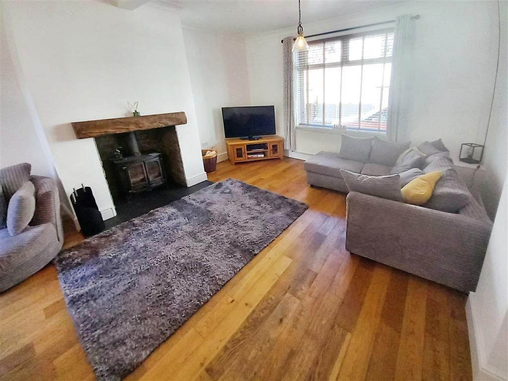 Property photo 3 of 12 Living Room