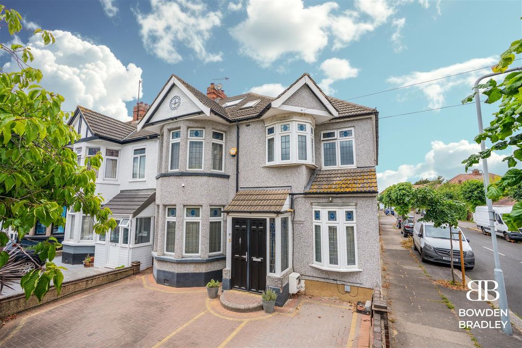 Property photo 1 of 1 Externals