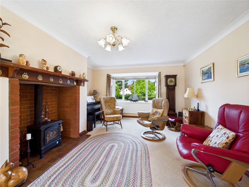 Property photo 3 of 18 3 - Picture No. 12