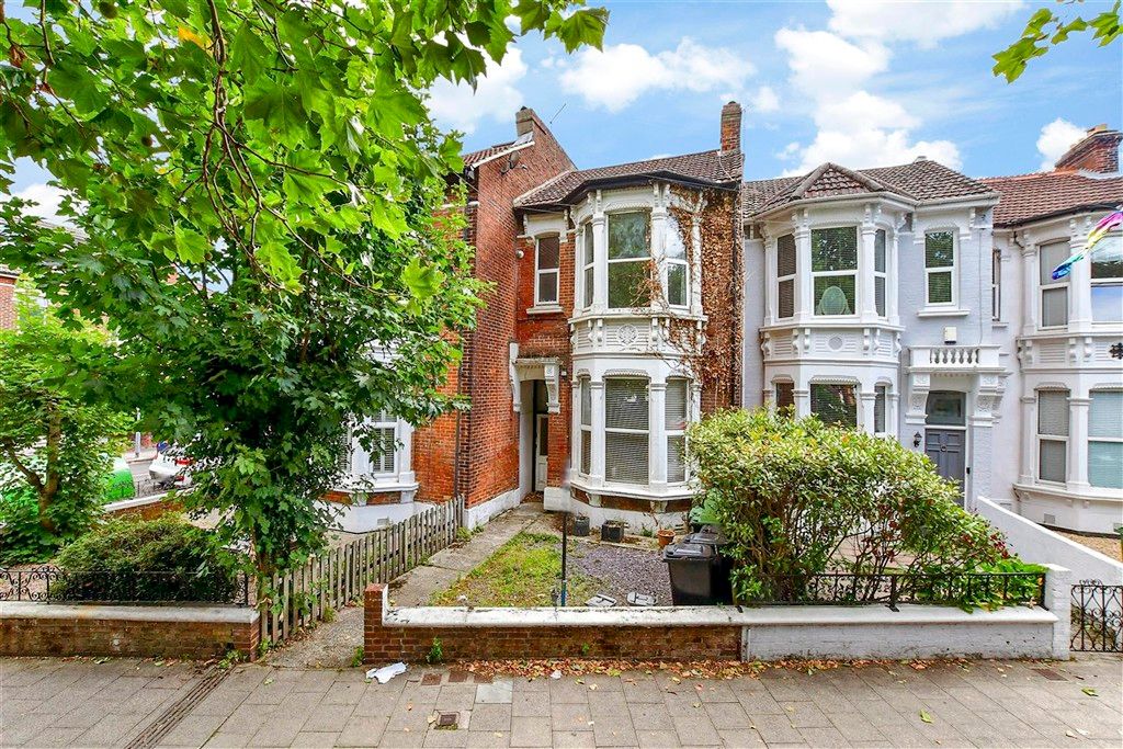 Property photo 3 of 8 Front (Web)