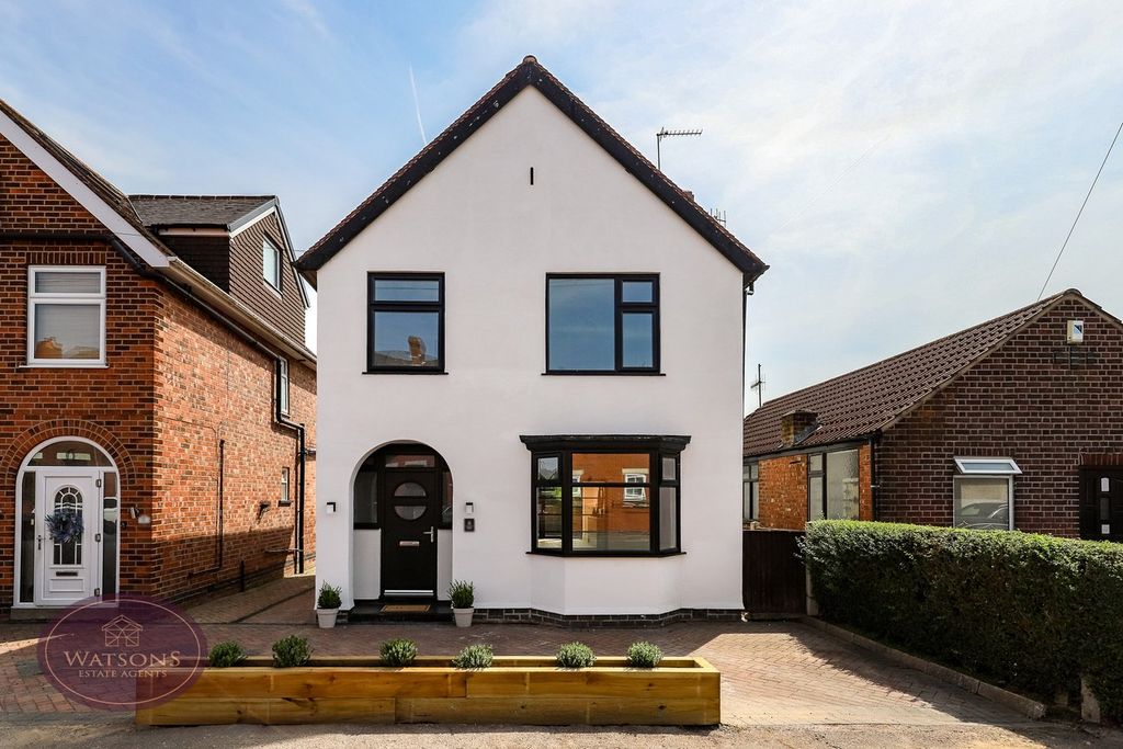 Property photo 1 of 34