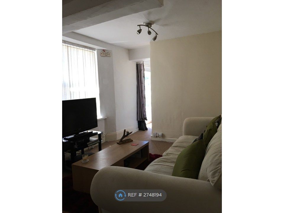 Property photo 1 of 9 Upstairs Sitting Room