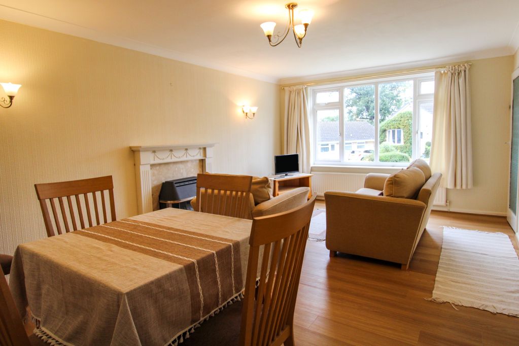Property photo 2 of 15 Living/Dining Room