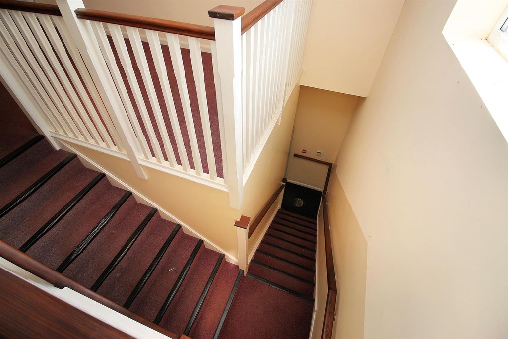 Property photo 2 of 15 Staircase