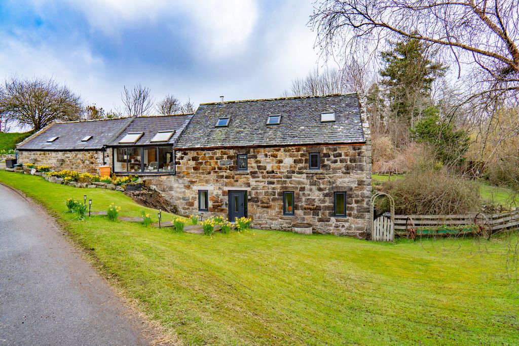 Property photo 1 of 50